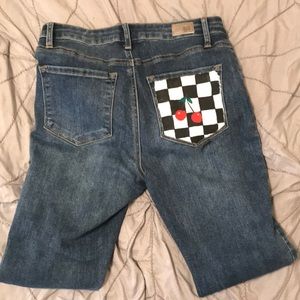 Custom pocket cutoff high rise jegging